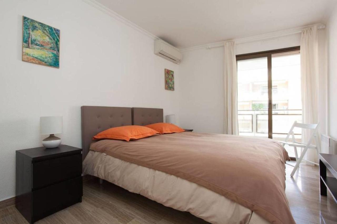 3-room With Terrace In Palm Apartment
